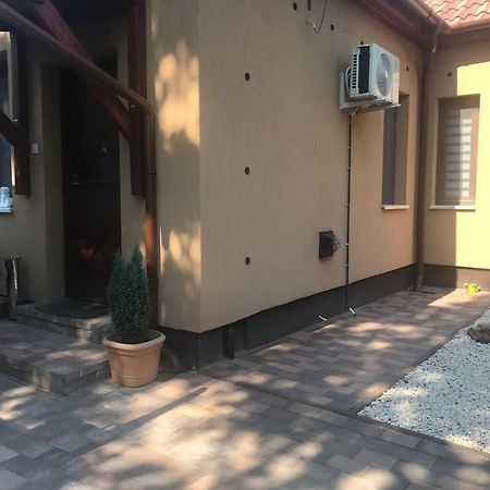 Eperjes Haz Apartamento Budapeste Exterior foto